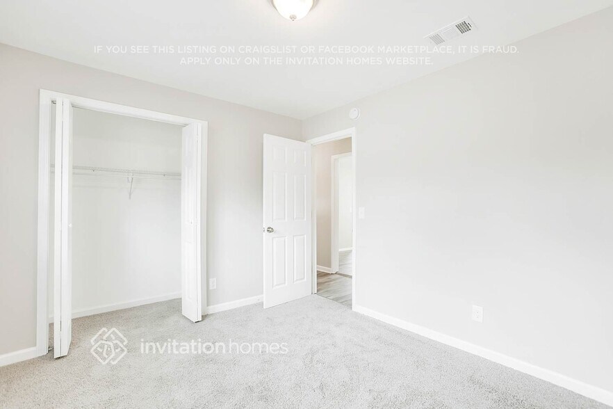 Building Photo - 6647 Forestdale Ln
