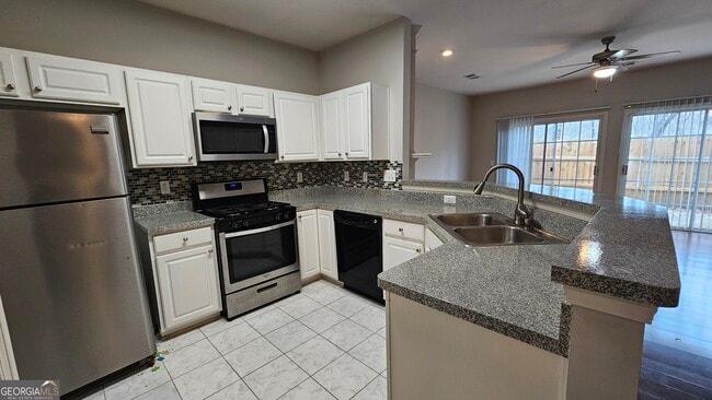 Building Photo - 1999 Hailston Dr NW