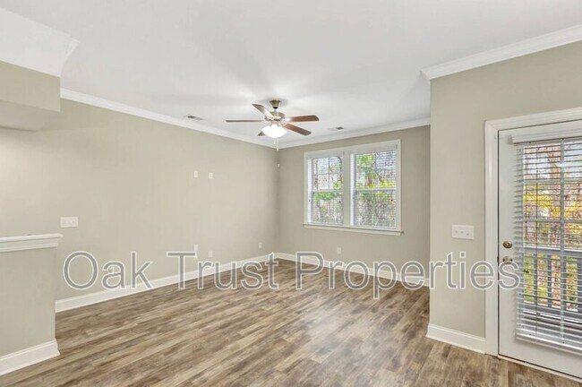 Building Photo - 4120 Rigsby Ln