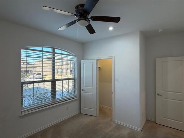 Building Photo - 2521 Birchcrest Dr