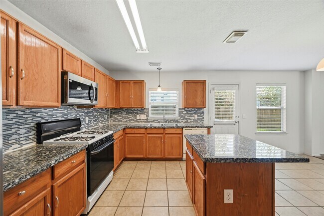 Building Photo - 14954 Sugar Sands Dr