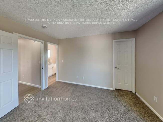 Building Photo - 10625 Hyacinth Ct