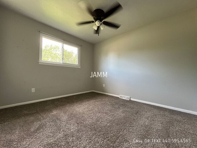Building Photo - 6181 Zehman Dr
