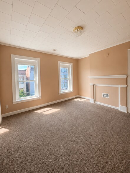 Building Photo - 346 2nd St