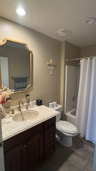 Building Photo - 14012 Quailridge Dr