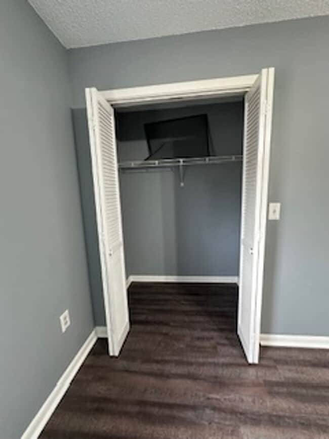 Building Photo - Lakeside Townhomes, Daleville Alabama