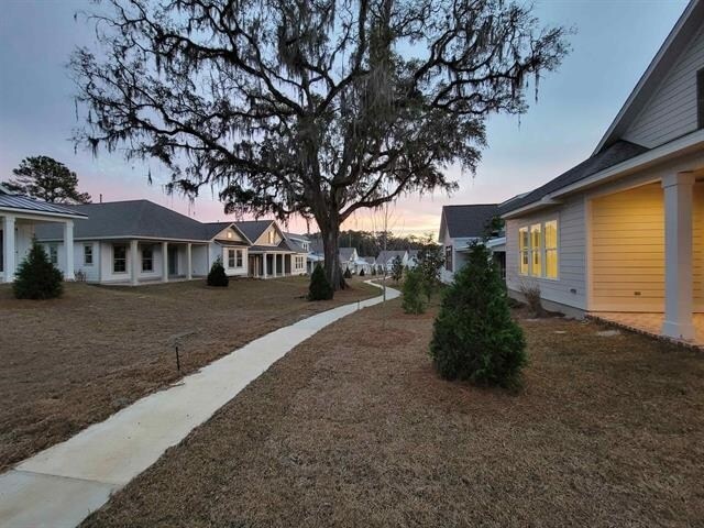 Building Photo - 475 Karcher Ave