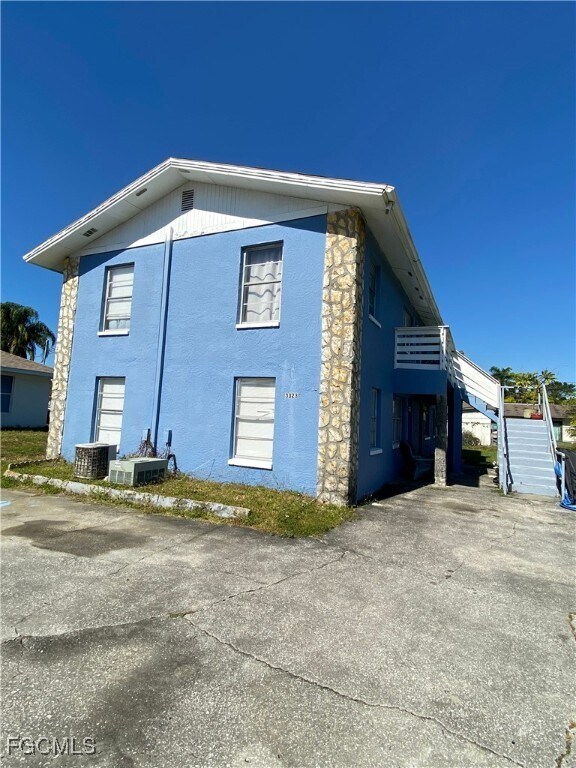 Building Photo - 3323 Canal St