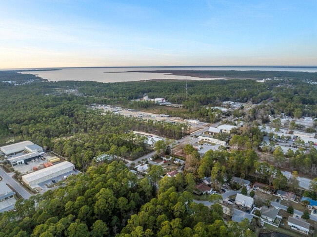 Building Photo - 88 Plantation Way