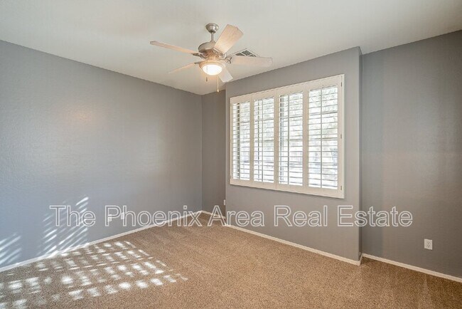 Building Photo - 110 W Cardinal Way