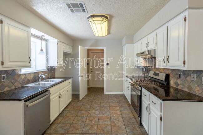 Building Photo - 5839 Secrest Dr