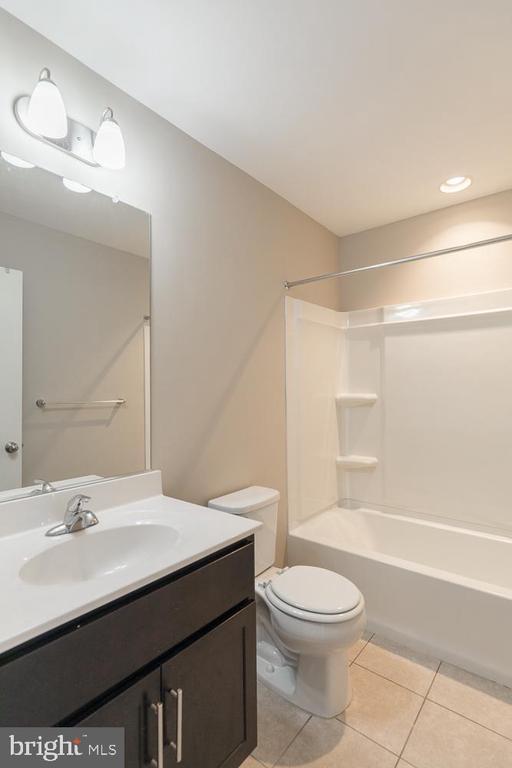 Building Photo - 227 Schramm Lp