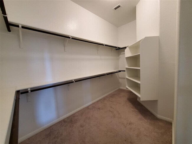 Building Photo - 13505 Mariscan St