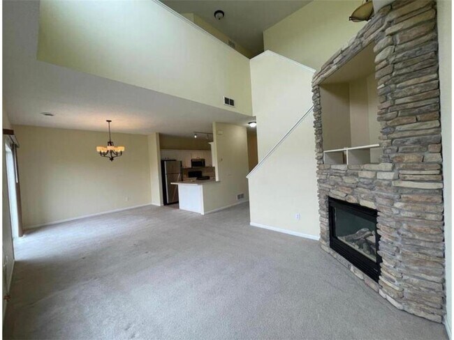 Building Photo - 10986 Isanti Ct NE