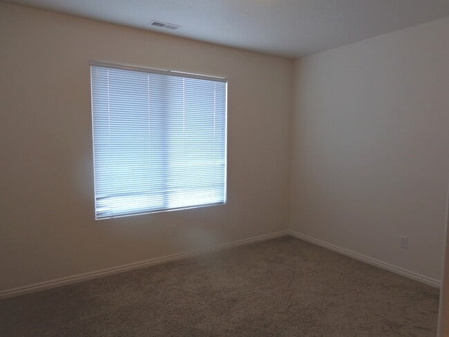 Building Photo - Beautiful Richfield Condominium