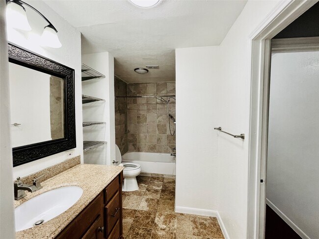 Building Photo - 2103 Place Rebecca Ln