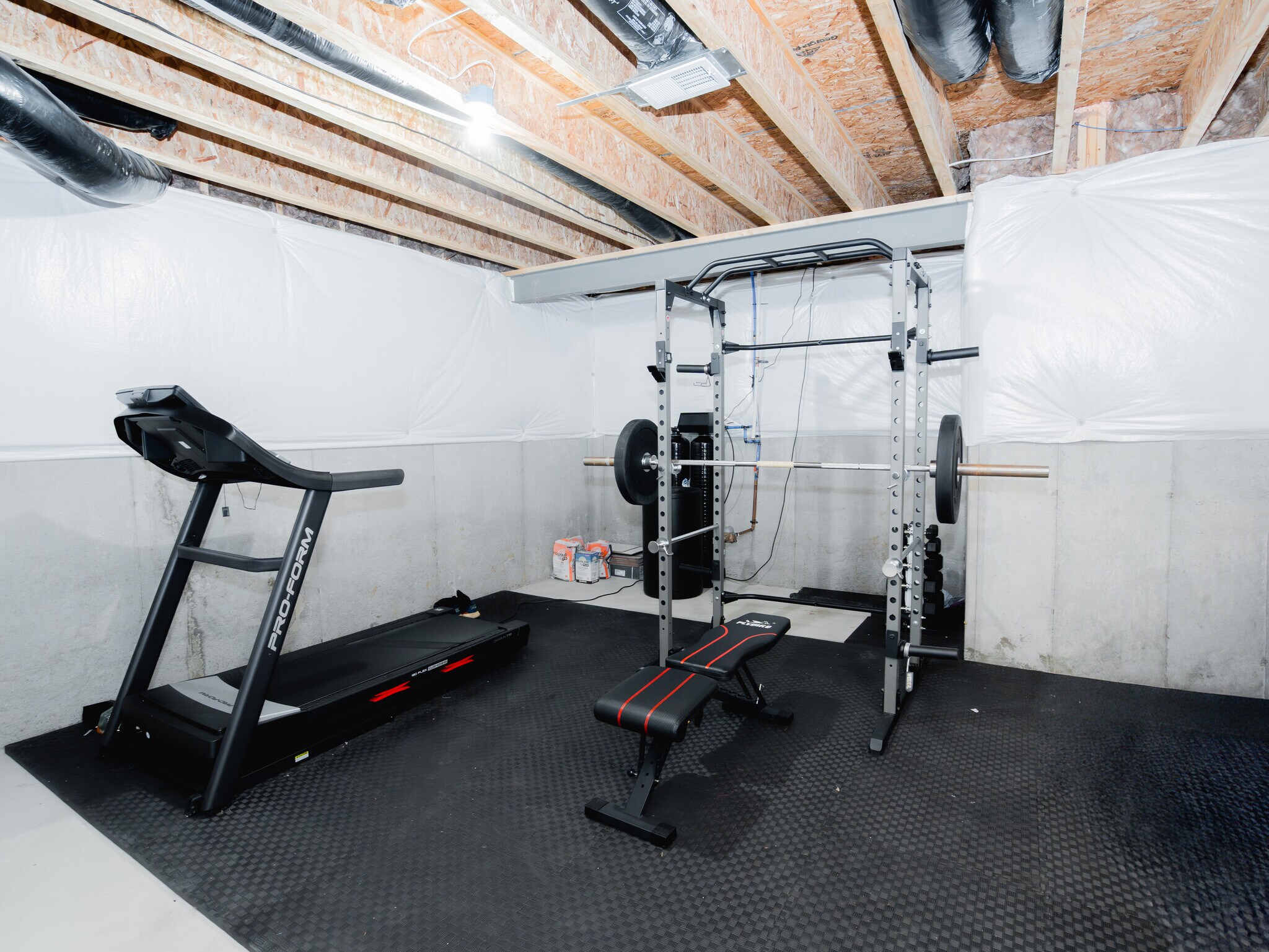 Building Photo - 6037 Fieldstone Cir