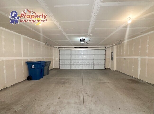 Building Photo - 3071 N Network Ln