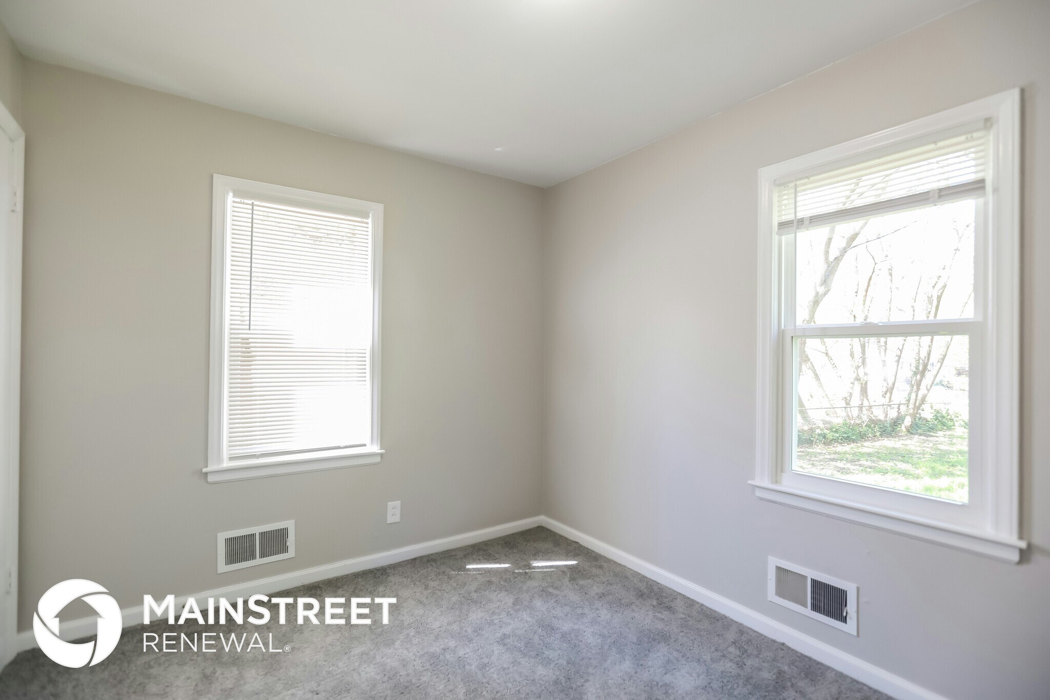 Building Photo - 10002 Wheeling Ave