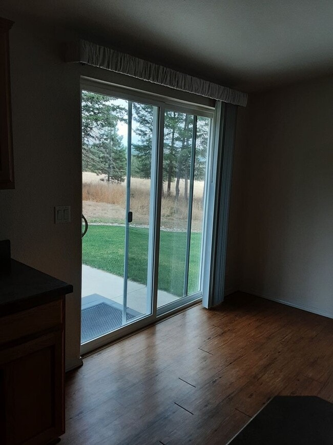 Building Photo - 274 Horseshoe Lake Rd
