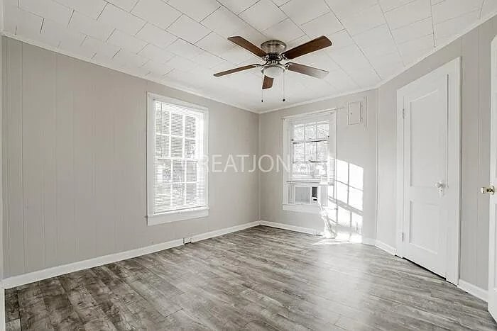 Building Photo - 1235 Roberts St