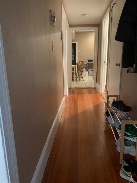 Primary Photo - 16 Fisher Ave