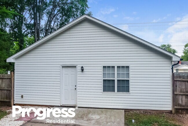 Building Photo - 603 Union Cemetery Rd SW