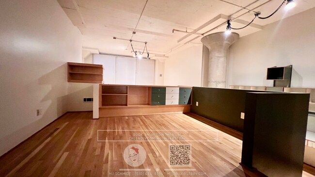 Building Photo - Fantastic space at Emeryville Warehouse Lo...