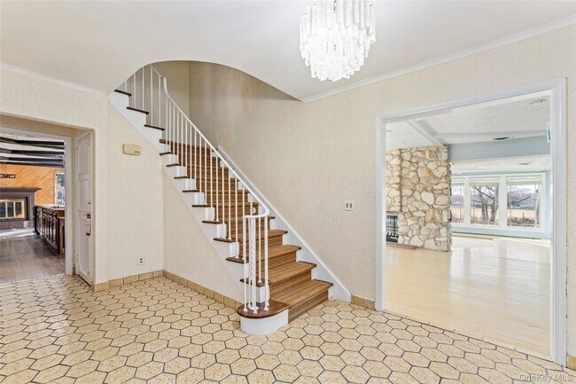 Building Photo - 803 Barberry Ln