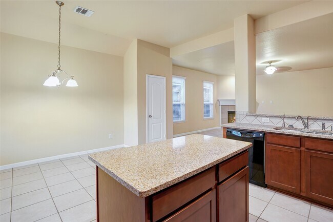 Building Photo - 14831 Keely Woods Ct