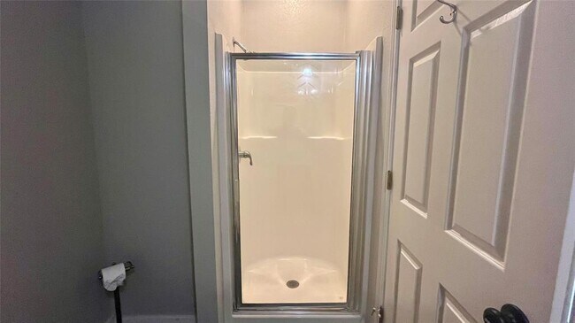 Building Photo - 7501 Shadowridge Run