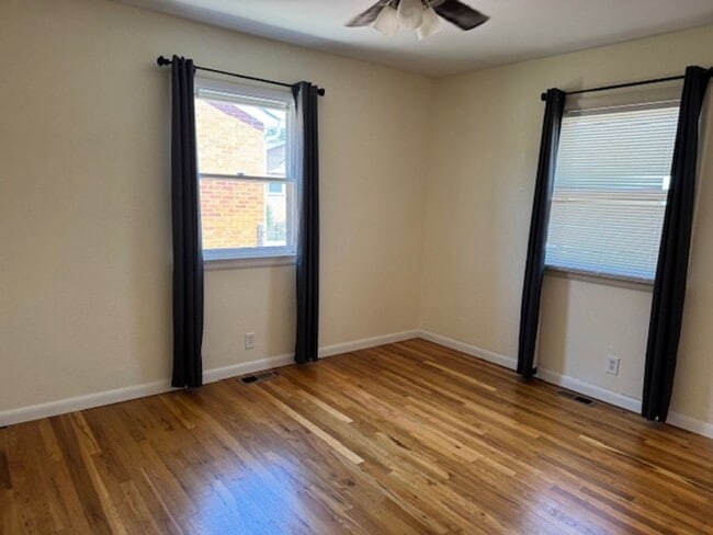 Building Photo - ALL PROSPECTIVE TENANTS MUST SUBMIT A $58 ...