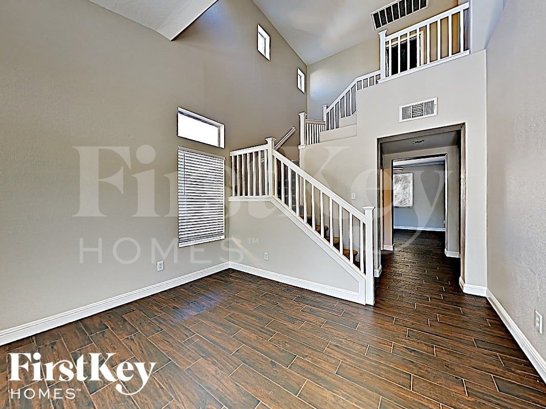 Building Photo - 4714 English Lavender Ave