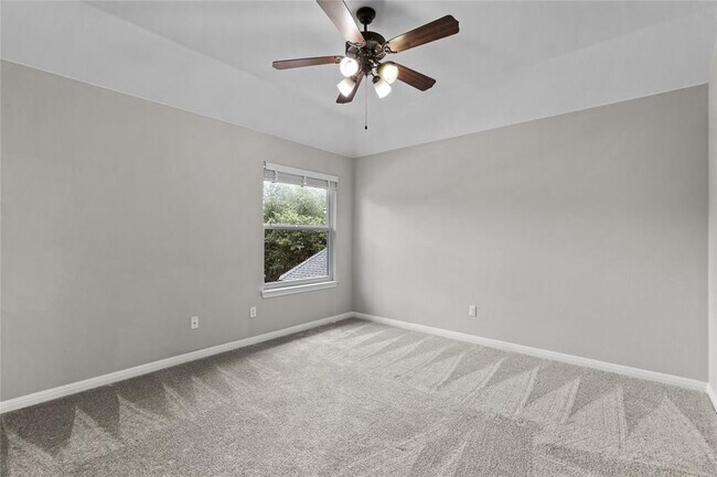 Building Photo - 1604 Tahoka Daisy Dr