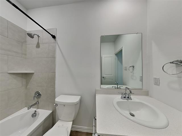 Building Photo - 1812 Roadrunner Dr