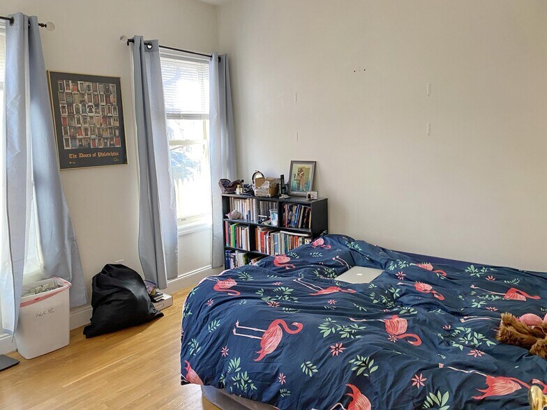 Building Photo - 56 Market St