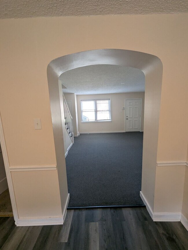 Building Photo - Updated Home - Northeast Philadelphia