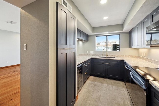 Building Photo - 1503 Fairview St