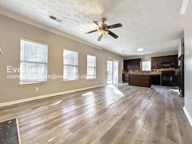 Building Photo - 6793 Chestwood Ln