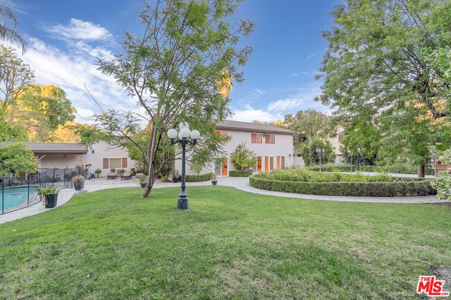 Building Photo - 19016 Wells Dr