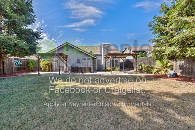 Building Photo - 617 Vernon Oaks Dr