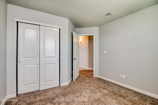 Building Photo - 14508 Dominic Azcarate Dr