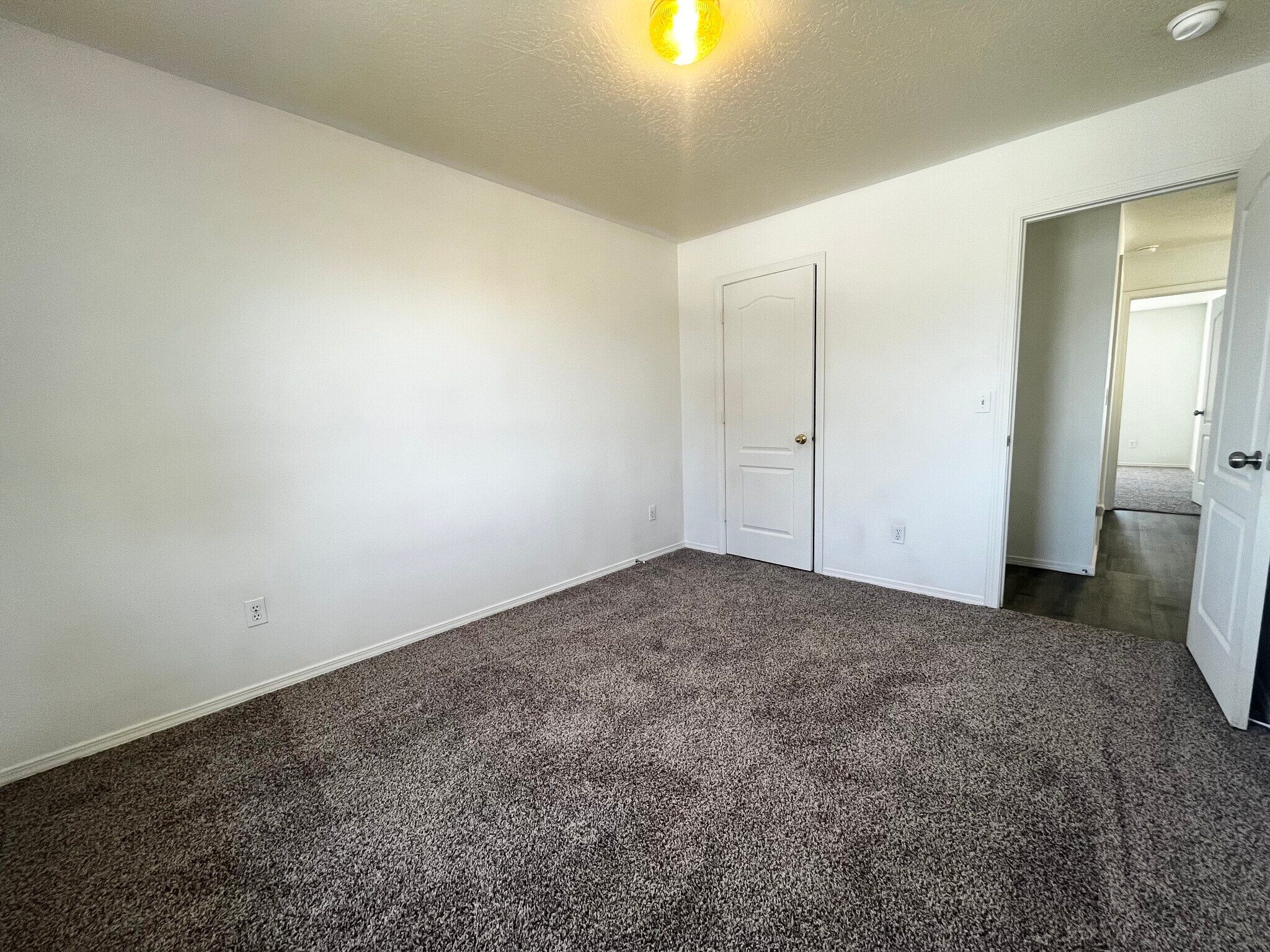 Building Photo - 2511 E Spruce St