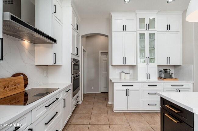 Building Photo - 5712 E Blue Sky Dr