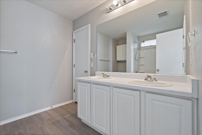 Building Photo - 13413 Constellation Dr