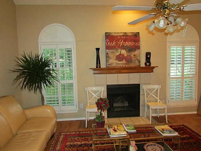 Building Photo - 1215 Spring Creek Dr