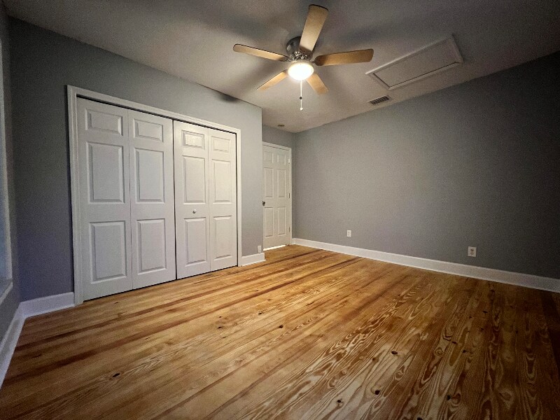 Building Photo - 4900 Grand Ave