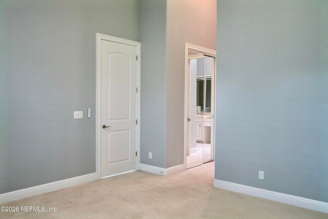 Building Photo - 112-112 Laterra Links Cir