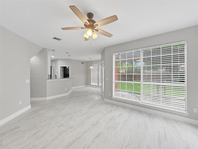 Building Photo - 2132 Cliffside Dr