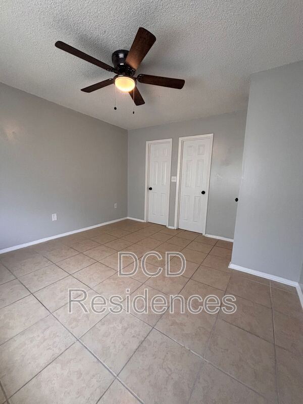 Building Photo - 3202 S Orlando Dr